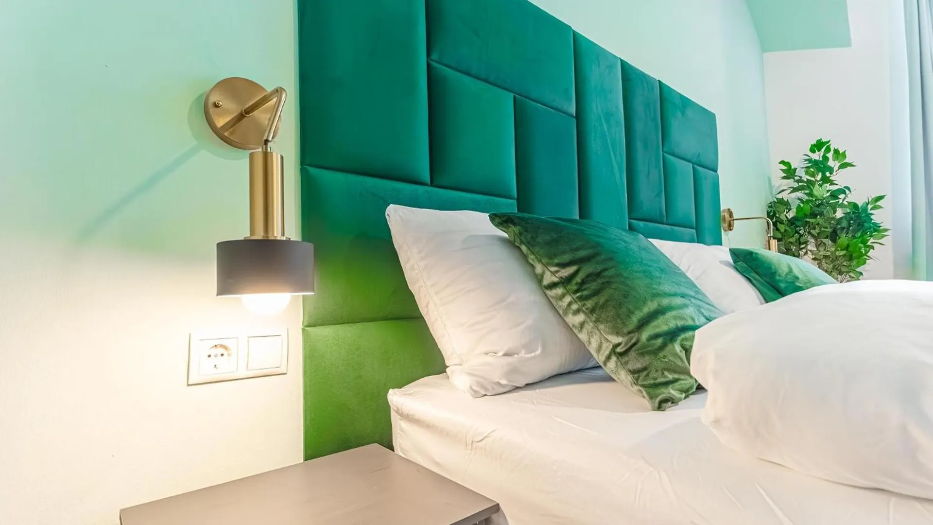 Barrier-Free: 2 Neighboring Apt. Ideal For Groups Vienna 0*,